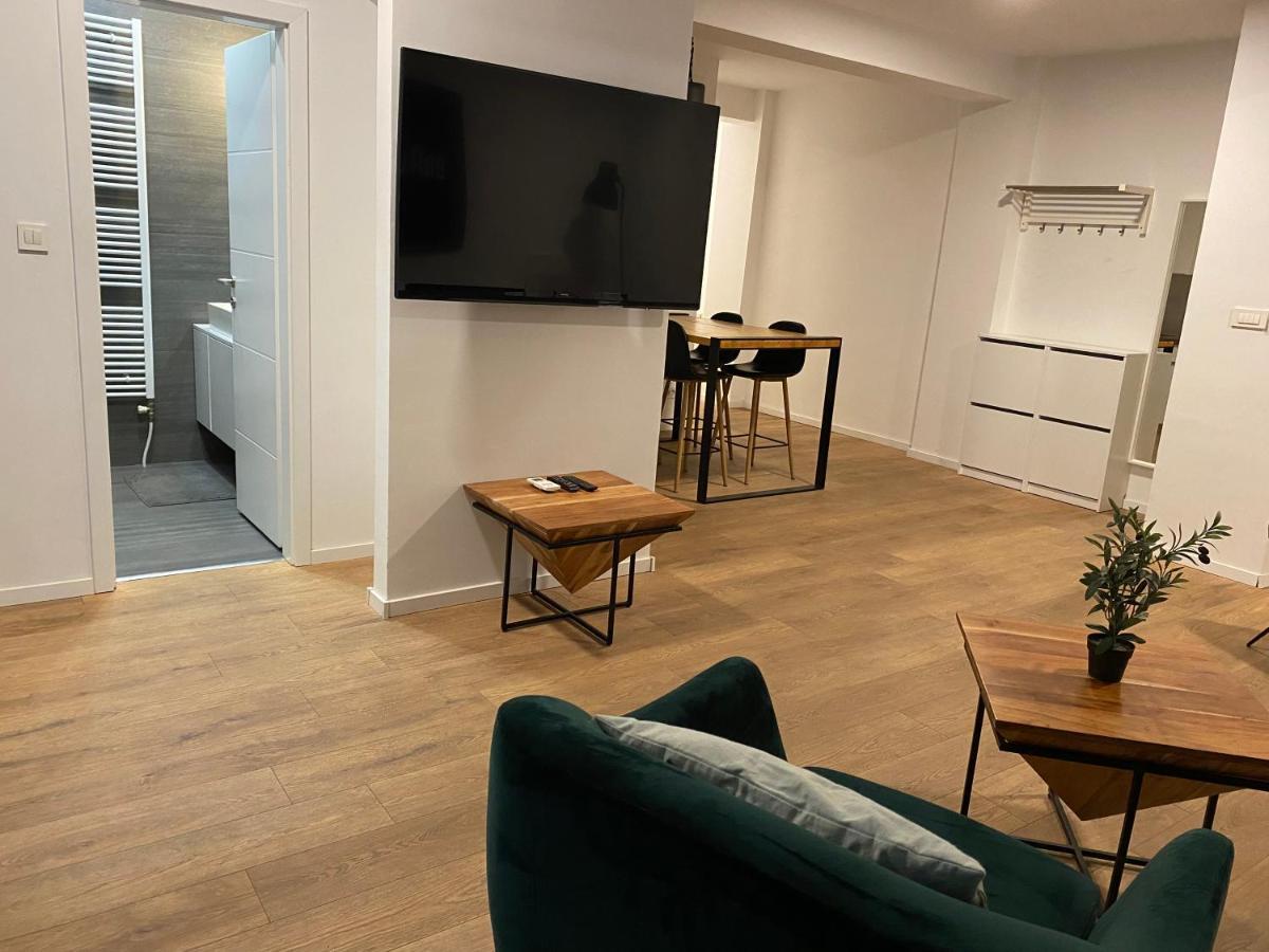 Apartment Franky 6 , 1 St Floor Zagabria Esterno foto